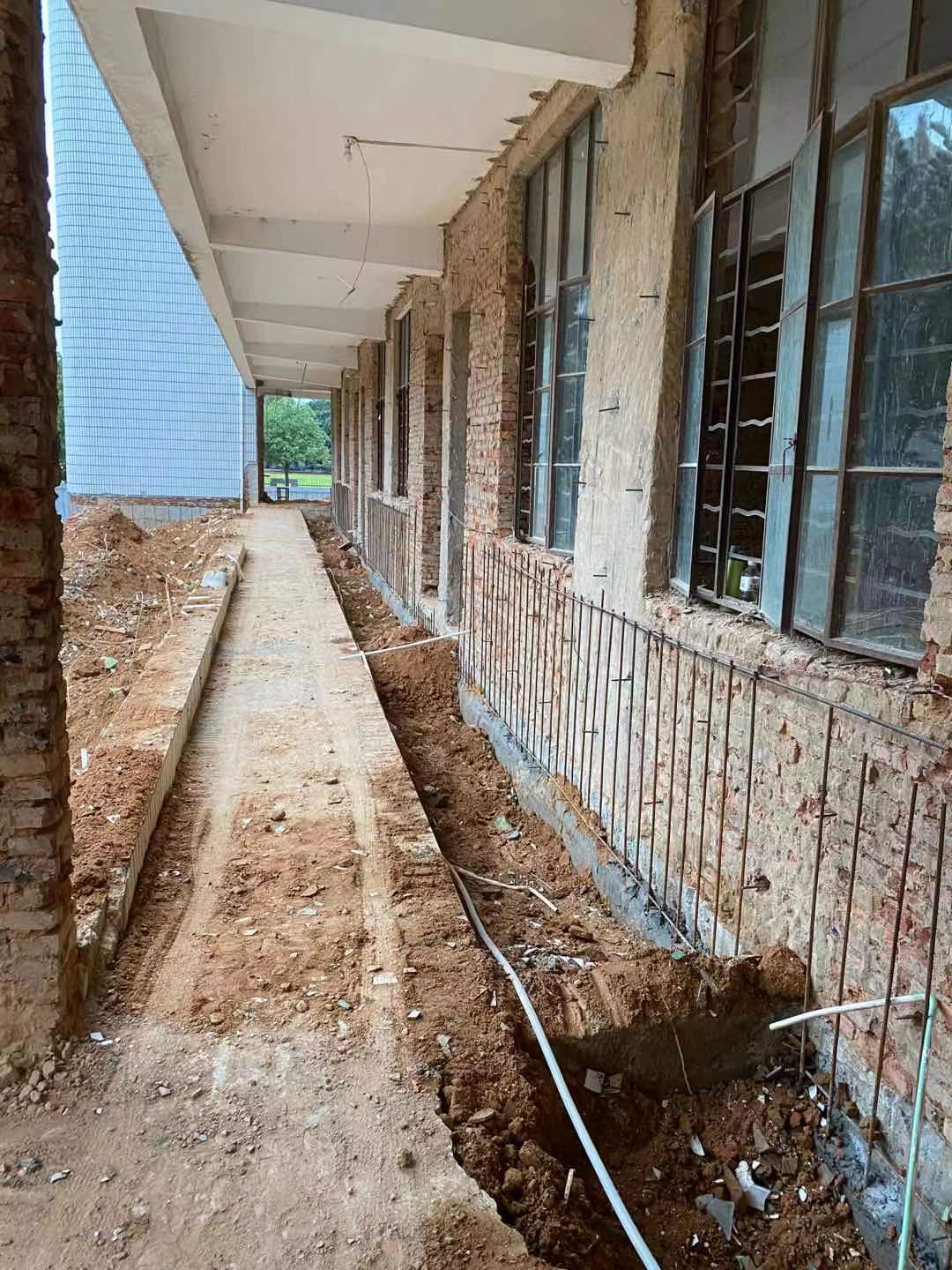 水泥路面起皮怎么办？能够一次性治理到位吗？